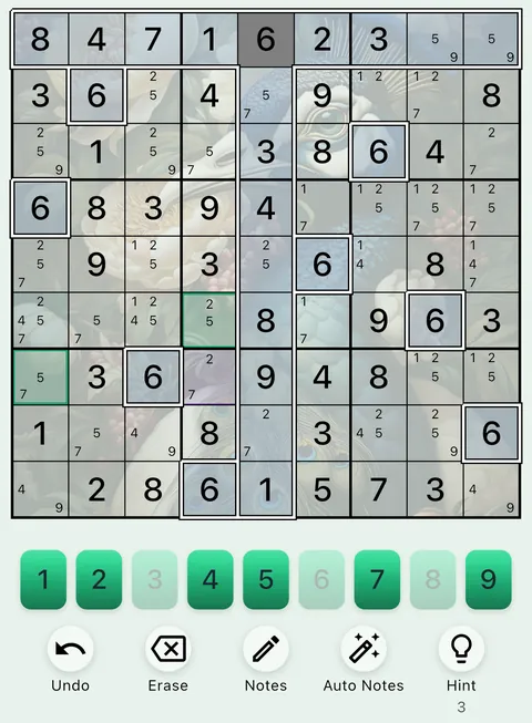 The Peacock theme in light mode: a Sudoku board, the number buttons and the Undo, Erase, Notes, Auto Notes and Hint buttons.